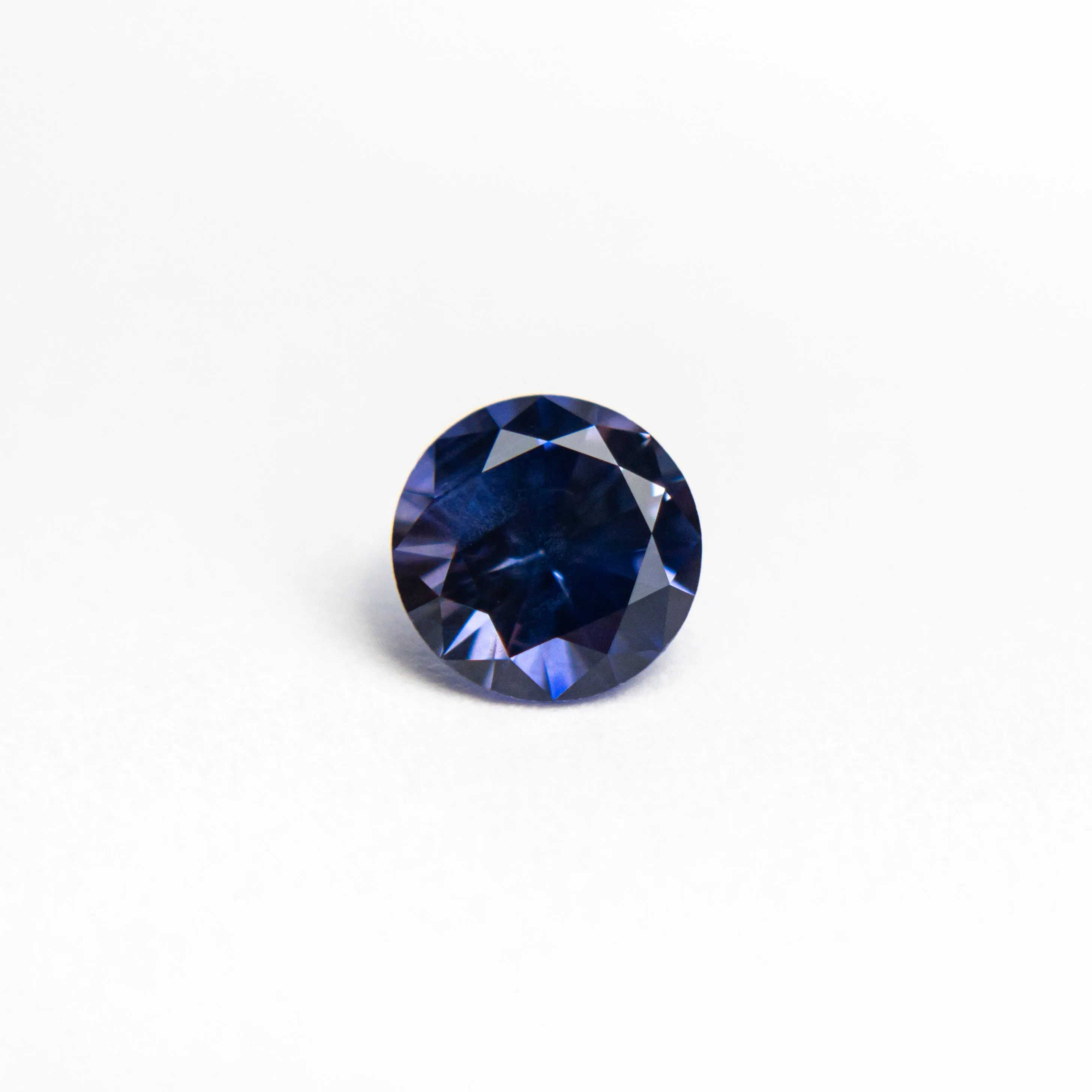 0.56ct 5.02x5.00x3.12mm Round Brilliant Sapphire 22176-01