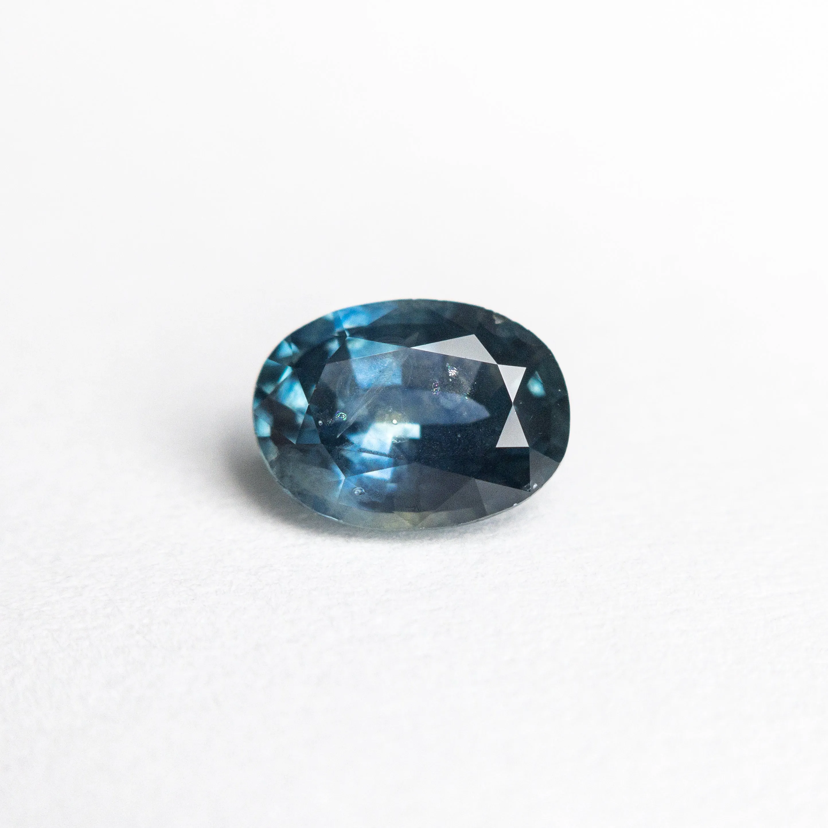 1.02ct 6.91x5.11x3.32mm Oval Brilliant Sapphire 19939-30