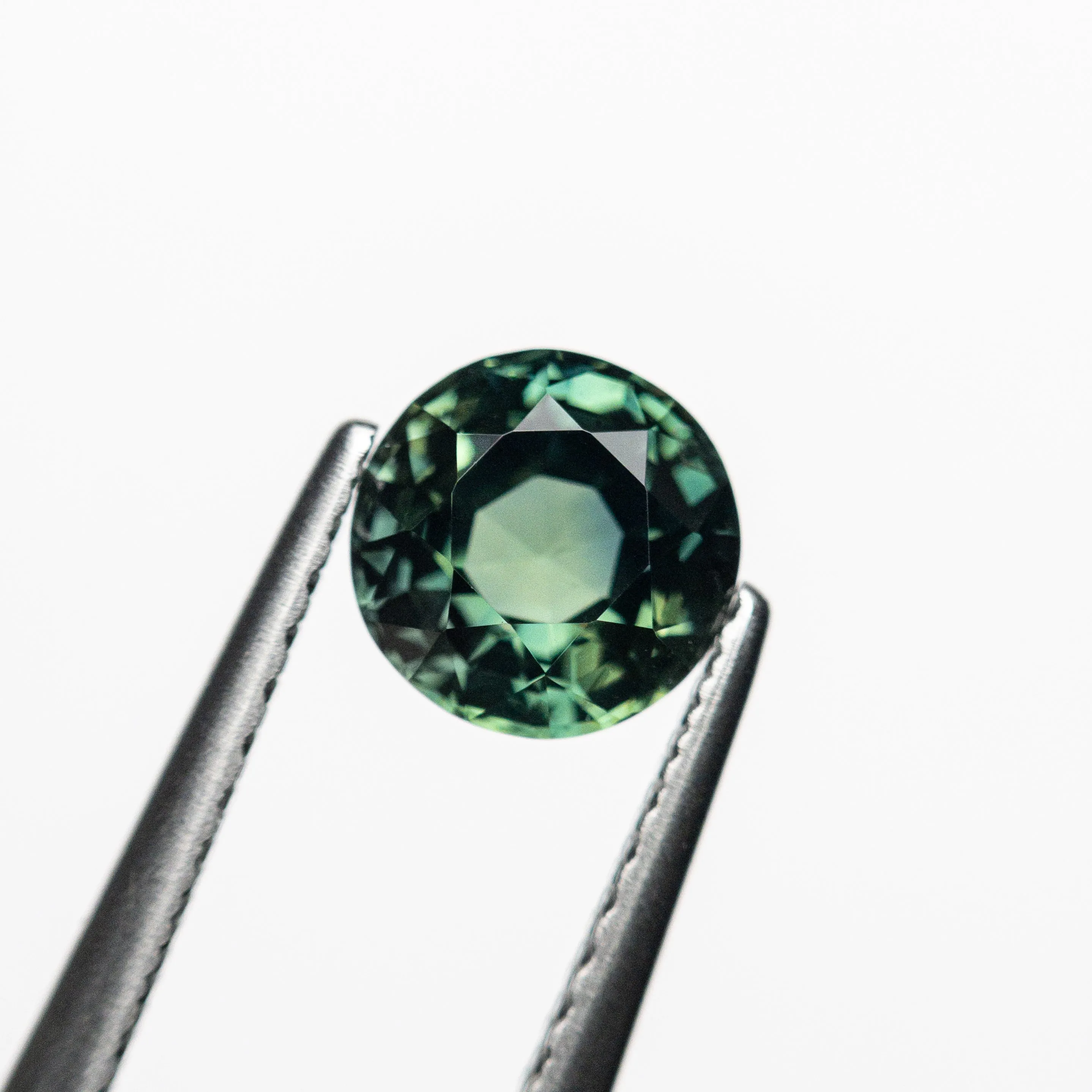 1.03ct 5.80x5.75x3.80mm Green-Teal Round Brilliant Sapphire 20958-07