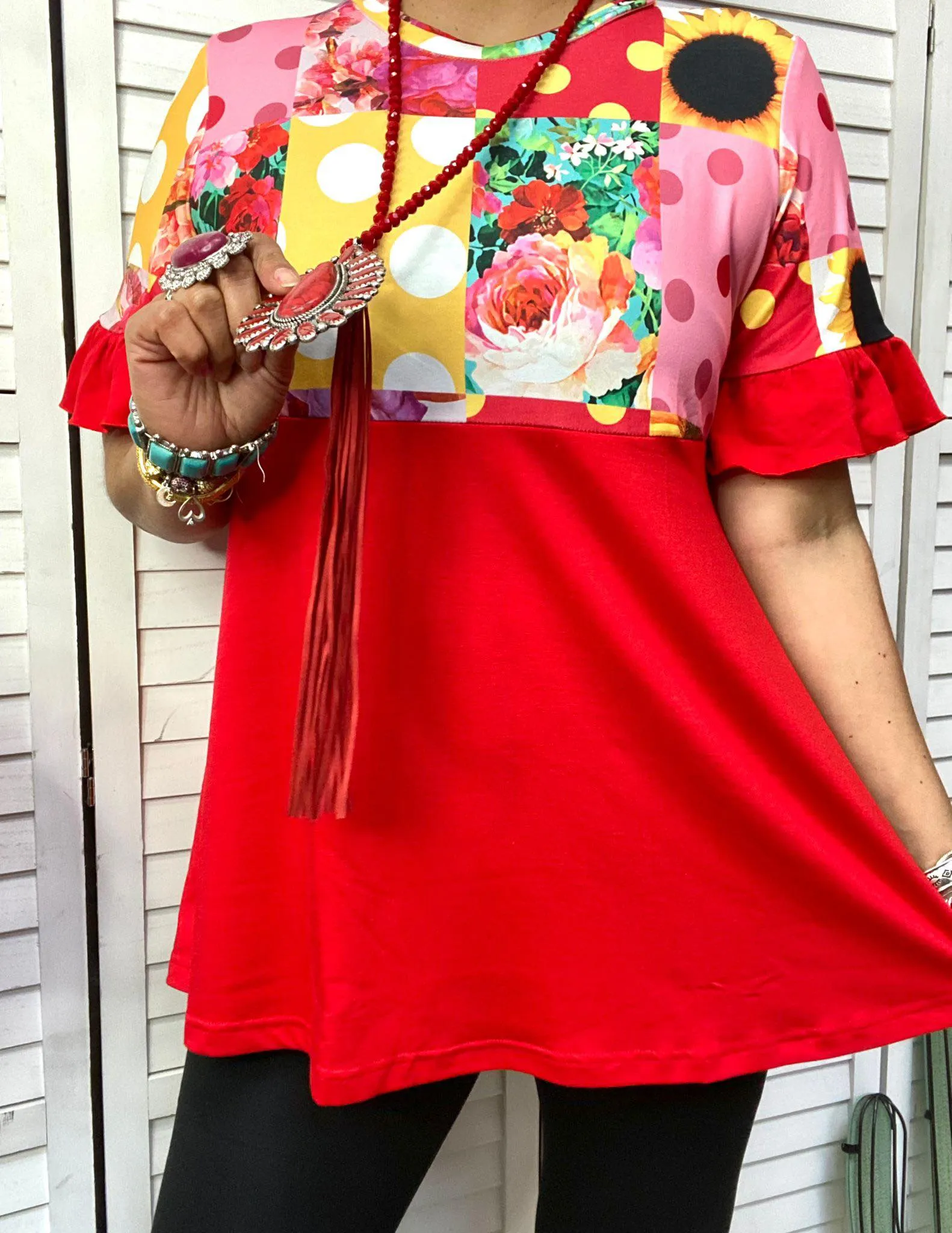 BEAUTIFUL Red & Patchwork floral blouse