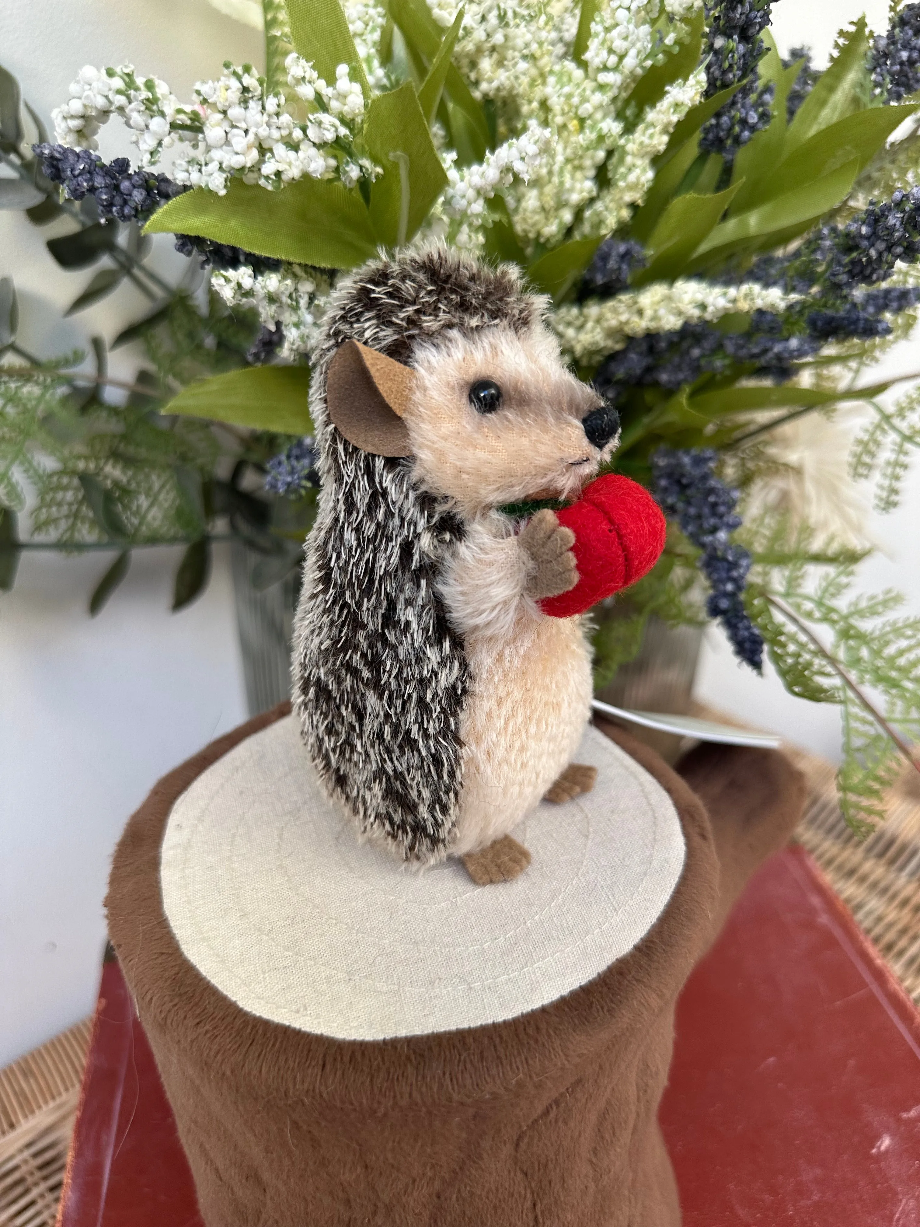 Ivo Miniature 11cm Steiff Collectable Hedgehog Option C