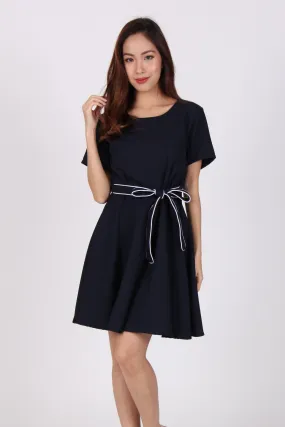 Sleeve Contrast Belt Skater Dress in Navy Blue