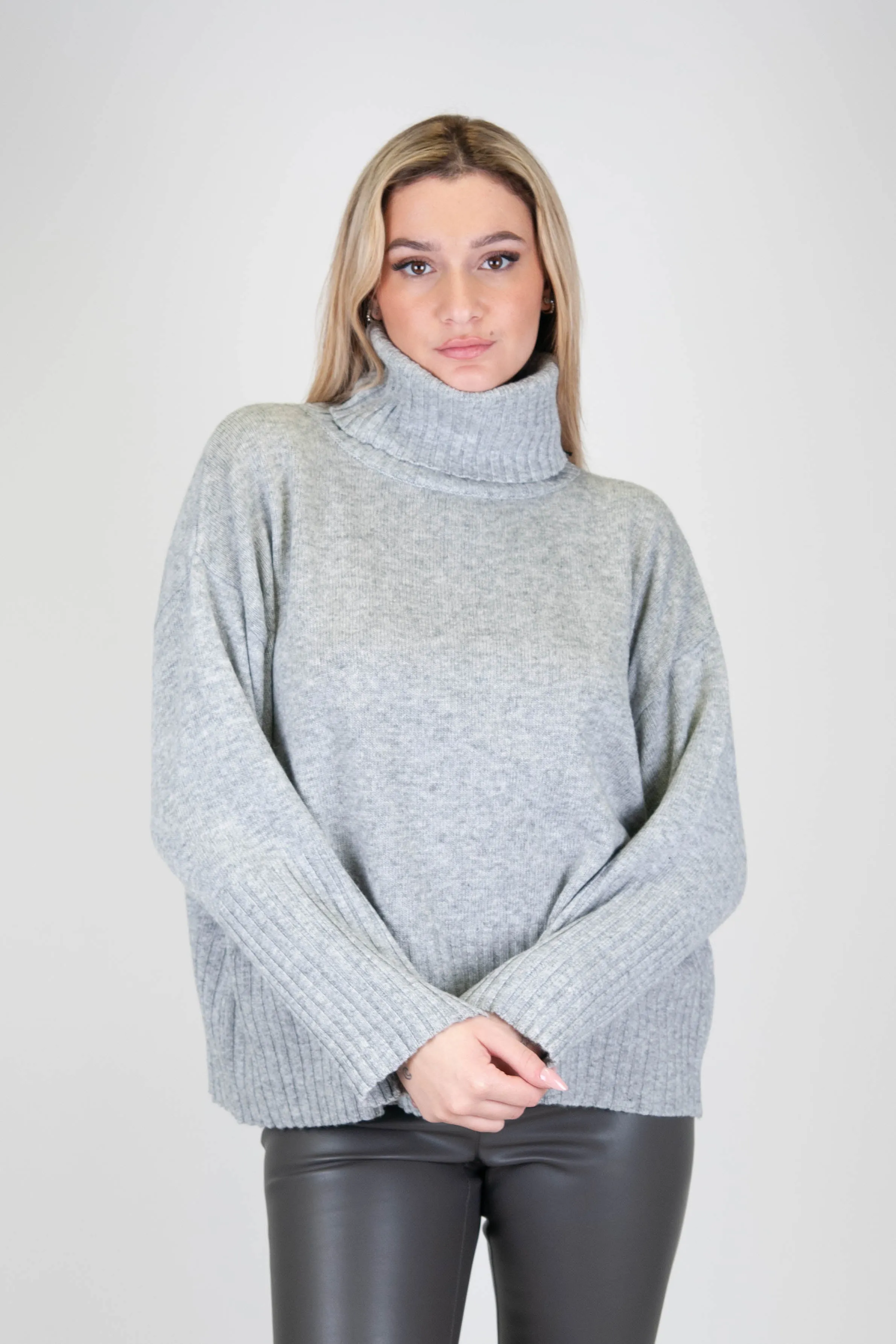 Tensione in - Dolcevita over in misto lana e cashmere